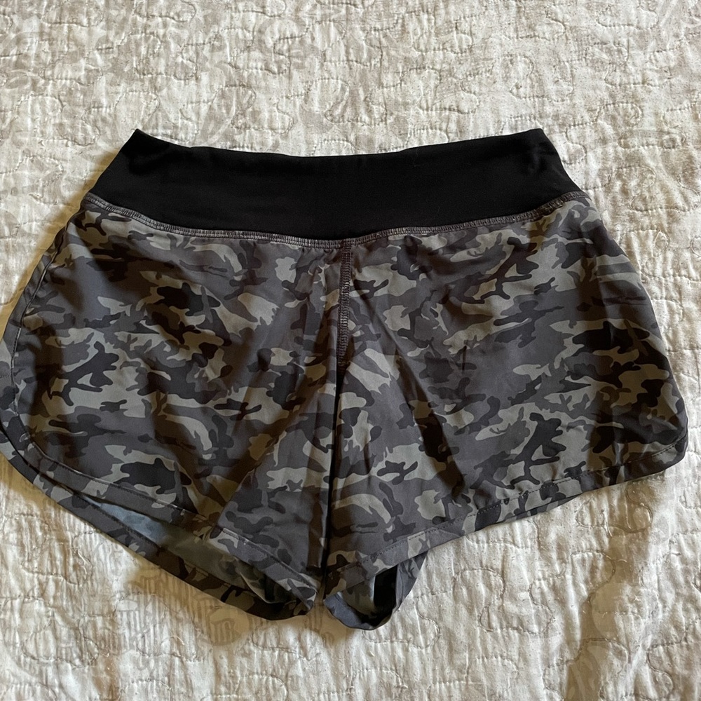 Rabbit Running shorts